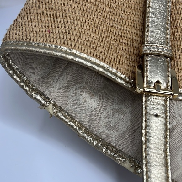 Michael Kors Straw/Gild Lame Leather Shoulder Tote with Removable Pouch - Picture 9 of 11